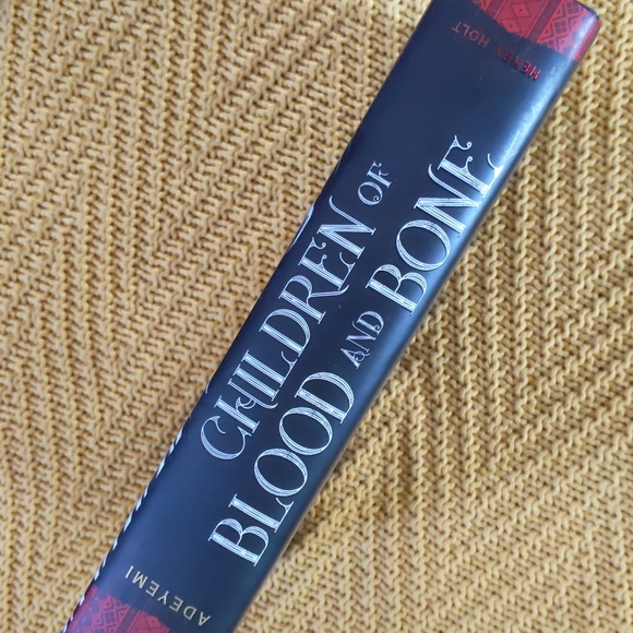 Children of Blood and Bone by Toni Adeyemi - Picture 2 of 8